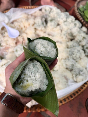 bánh khúc bánh khúc Hà Nội đặc sản bánh khúc cách làm bánh khúc bánh khúc truyền thống xôi bánh khúc bán bánh khúc bánh khúc sạch bánh khúc giao tận nơi xôi đất bắc bánh khúc #banhkhúc #banhkhúcHaNoi #xoidatbac #banhkhúcsach #banhkhúcantoan #banhkhúcngon #banhkhúcgiaotannoi #xoiHaNoi #monngonHaNoi #dacsanHaNoi #xoidatbacbanhkhúc